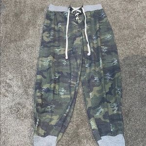 me. n. .u kids large sweat pants